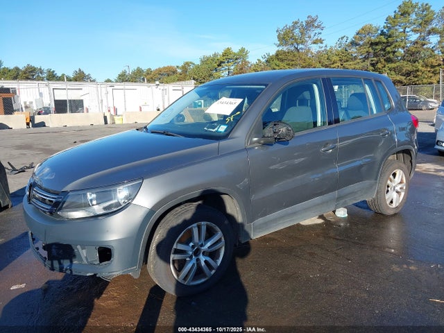 43434365 :رقم المزاد ، WVGBV3AX5EW612489 vin ، 2014 Volkswagen Tiguan S مزاد بيع