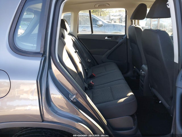 43434365 :رقم المزاد ، WVGBV3AX5EW612489 vin ، 2014 Volkswagen Tiguan S مزاد بيع