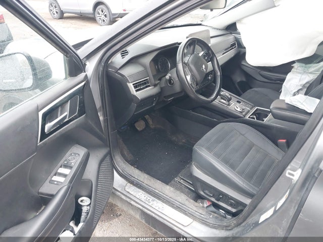 2022 MITSUBISHI OUTLANDER JA4J4UA86NZ068191 Photo 4