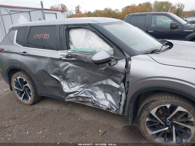 2022 MITSUBISHI OUTLANDER JA4J4UA86NZ068191 Photo 5