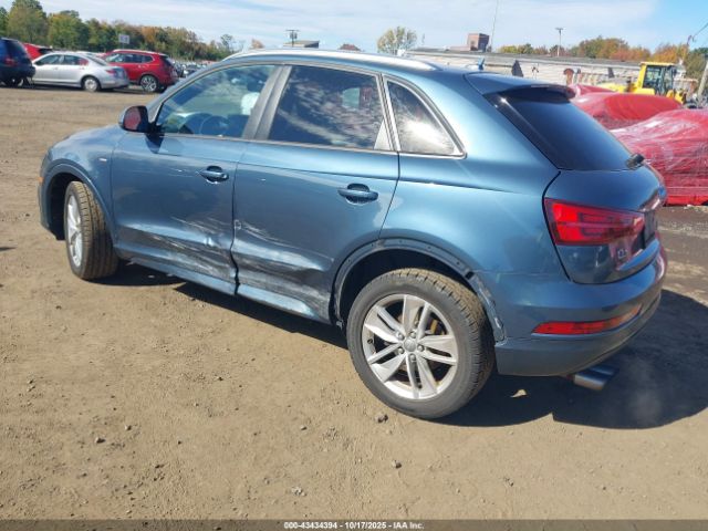 2018 AUDI Q3 WA1ECCFS7JR002472 Photo 2