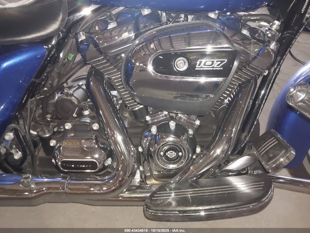 2019 HARLEY-DAVIDSON FLHX 1HD1KBC10KB623283 Photo 7
