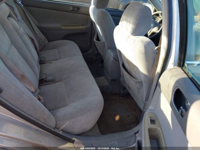 2004 TOYOTA CAMRY 4T1BE32K64U848257 Photo 7