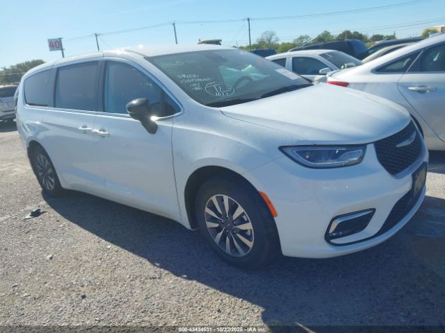 2024 CHRYSLER PACIFICA HYBRID 2C4RC1S73RR158155