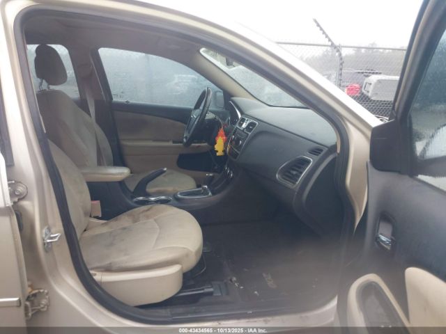 2013 CHRYSLER 200 1C3CCBBB5DN773008 Photo 4