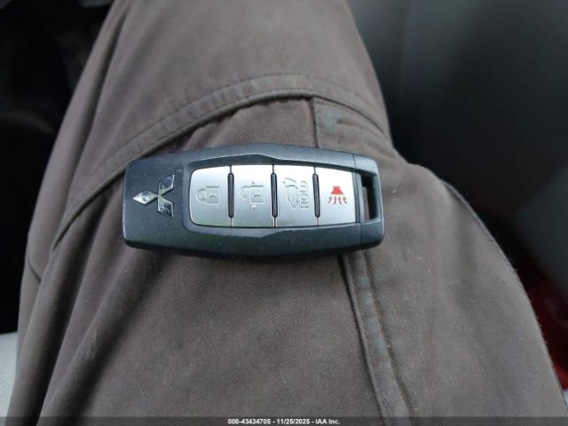 2022 MITSUBISHI OUTLANDER JA4J3UA82NZ086352 Photo 10