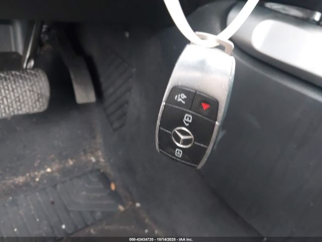 2020 MERCEDES-BENZ GLB 250 W1N4M4HB8LW024446 Photo 10