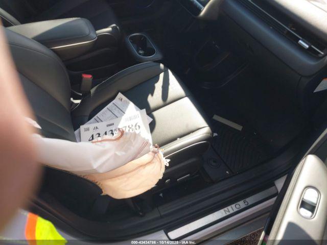 2022 HYUNDAI IONIQ 5 KM8KRDAF1NU067307 Photo 4