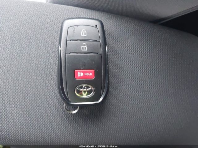 2025 TOYOTA COROLLA CROSS HYBRID 7MUFBABG3SV090349 Photo 10