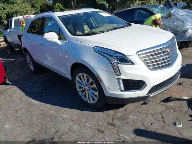 2018 CADILLAC XT5 1GYKNGRSXJZ182286 Photo 0