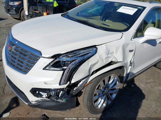 2018 CADILLAC XT5 1GYKNGRSXJZ182286 Photo 5