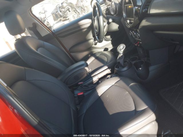 2019 MINI HARDTOP WMWXU1C52K2H73981 Photo 4