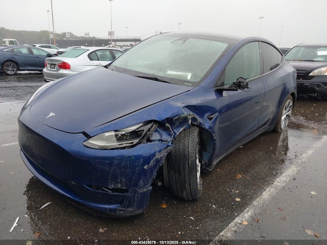 2023 TESLA MODEL Y 7SAYGAEE0PF882228 Photo 5