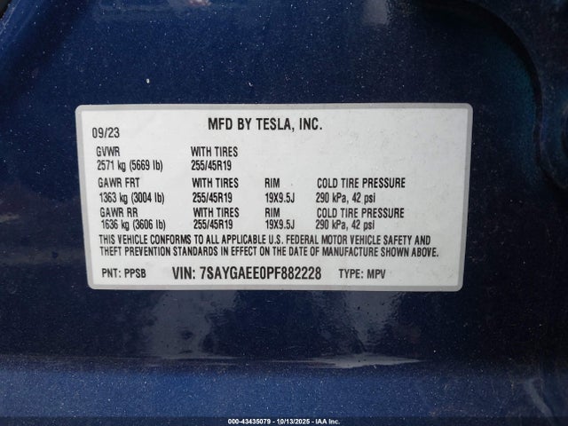 2023 TESLA MODEL Y 7SAYGAEE0PF882228 Photo 8