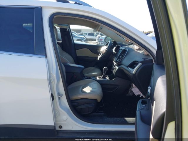 2016 JEEP CHEROKEE 1C4PJLDB8GW165133 Photo 4