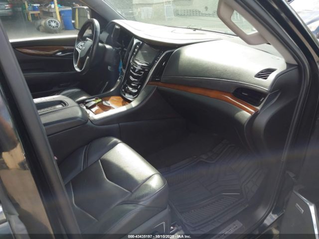 2017 CADILLAC ESCALADE ESV 1GYS4JKJ4HR236421 Photo 4