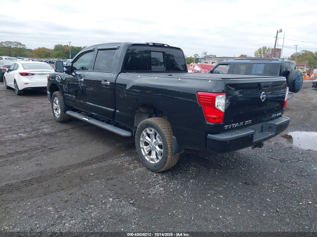 2019 NISSAN TITAN XD 1N6AA1F48KN522234 Photo 2