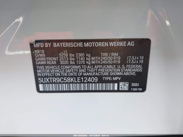 2019 BMW X3 5UXTR9C58KLE12409 Photo 8