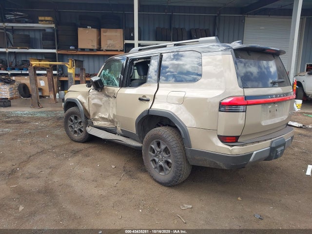 Lexus Gx 550 Overtrail+ 2024 JTJTBCDX8R5001636 Image 3