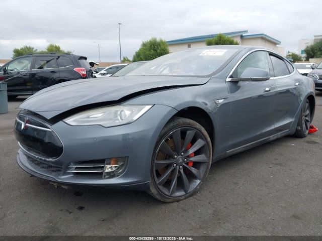 2014 TESLA MODEL S 5YJSA1H13EFP36108 Photo 1