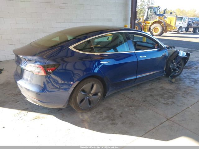 2019 TESLA MODEL 3 5YJ3E1EB8KF433049 Photo 3