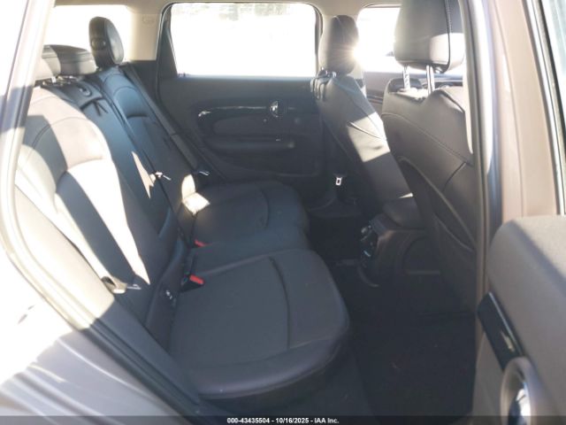 2022 MINI CLUBMAN WMWLV7C05N2P85045 Photo 7