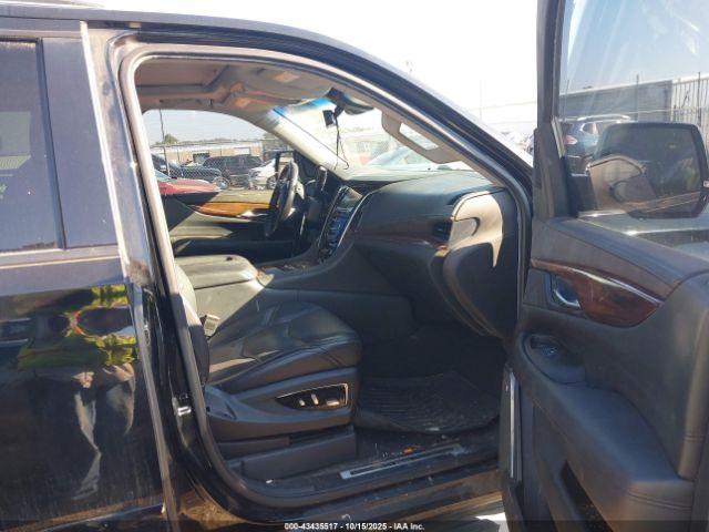 2019 CADILLAC ESCALADE ESV 1GYS4JKJ9KR296797 Photo 4