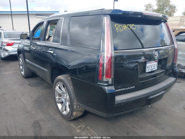 2015 CADILLAC ESCALADE 1GYS4CKJ0FR208091 Photo 2