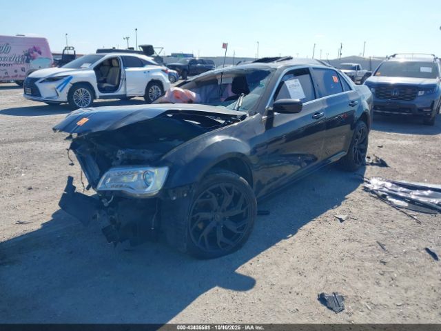 2019 CHRYSLER 300 2C3CCAAG2KH542564 Photo 1