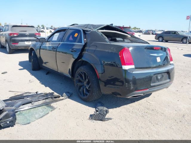 2019 CHRYSLER 300 2C3CCAAG2KH542564 Photo 2