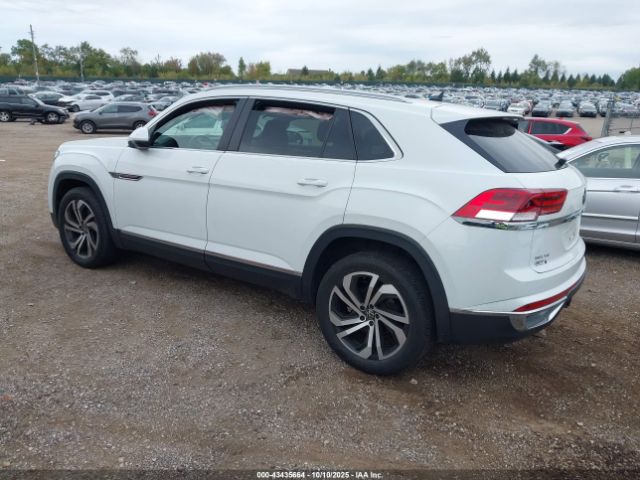 2022 VOLKSWAGEN ATLAS CROSS SPORT 1V2BE2CA9NC200261 Photo 2