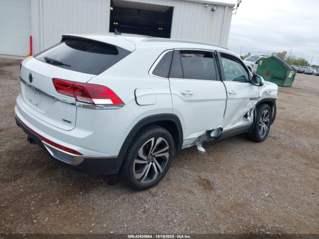 2022 VOLKSWAGEN ATLAS CROSS SPORT 1V2BE2CA9NC200261 Photo 3