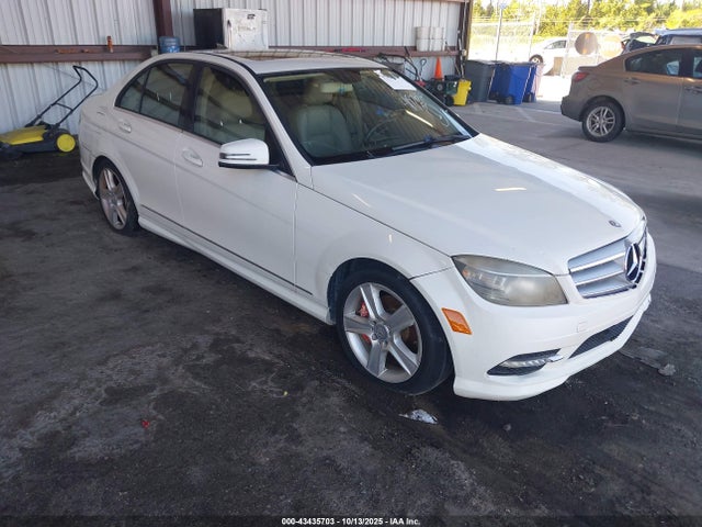 2011 Mercedes-benz C 300 Luxury/sport მანქანა იყიდება აუქციონზე, vin: WDDGF5EB1BA468679, აუქციონის ნომერი: 43435703