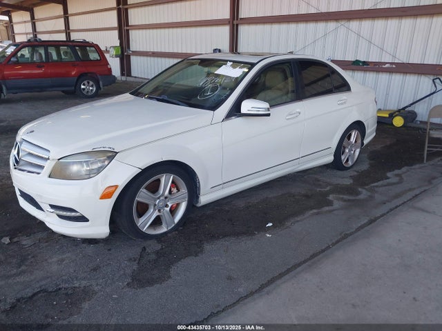 2011 Mercedes-benz C 300 Luxury/sport მანქანა იყიდება აუქციონზე, vin: WDDGF5EB1BA468679, აუქციონის ნომერი: 43435703