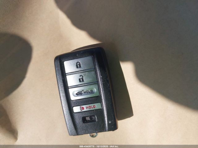 2018 ACURA RDX 5J8TB4H3XJL017922 Photo 10