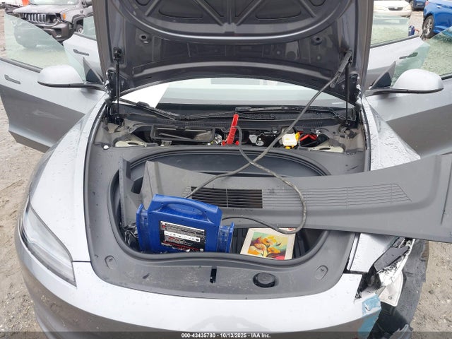 43435780 :رقم المزاد ، 5YJ3E1EA1SF031705 vin ، 2025 Tesla Model 3 Long Range Rear-wheel Drive مزاد بيع