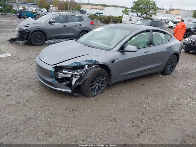 43435780 :رقم المزاد ، 5YJ3E1EA1SF031705 vin ، 2025 Tesla Model 3 Long Range Rear-wheel Drive مزاد بيع