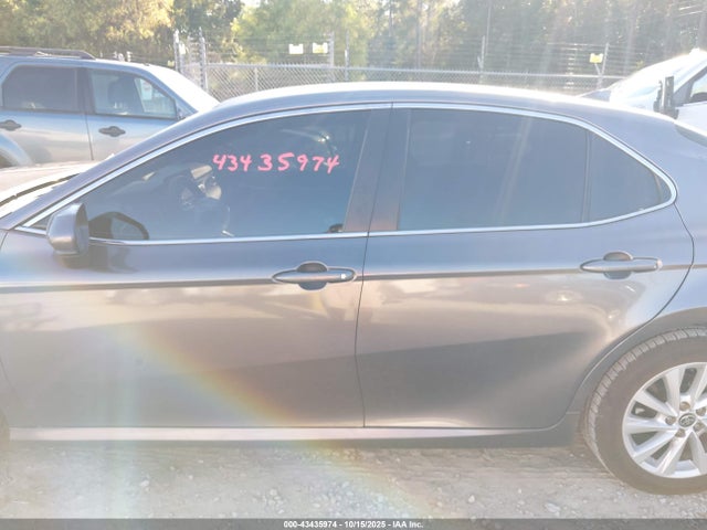 Toyota CAMRY LE 2022 4T1C11AK8NU066274 Image 14