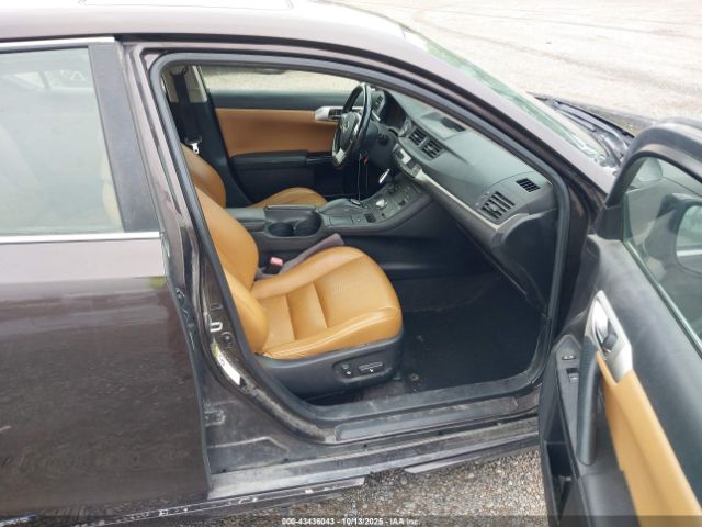 2013 LEXUS CT 200H JTHKD5BH0D2170798 Photo 4