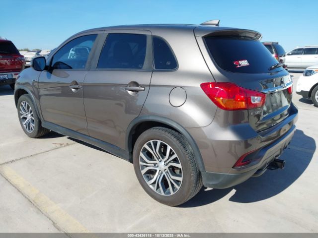 2018 MITSUBISHI OUTLANDER SPORT JA4AP3AU0JU022345 Photo 2