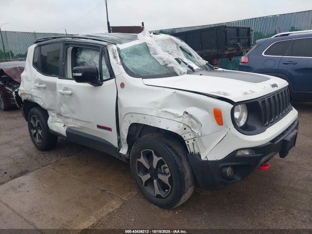 43436212 :رقم المزاد ، ZACNJDC1XNPN69967 vin ، 2022 Jeep Renegade Trailhawk 4x4 مزاد بيع