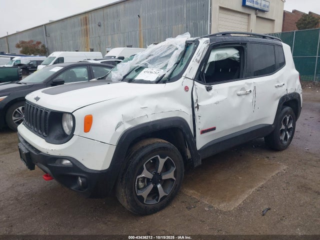 43436212 :رقم المزاد ، ZACNJDC1XNPN69967 vin ، 2022 Jeep Renegade Trailhawk 4x4 مزاد بيع