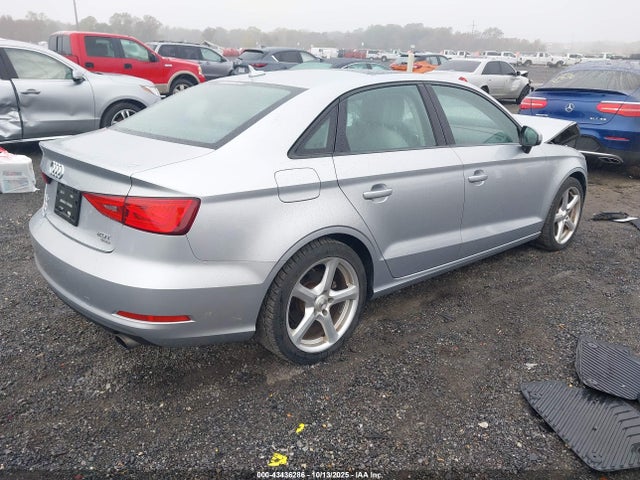 2015 AUDI A3 WAUBFGFF3F1069938 Photo 3