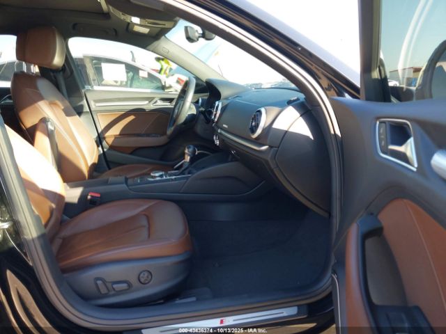 2018 AUDI A3 WAUJ8GFF7J1043387 Photo 4