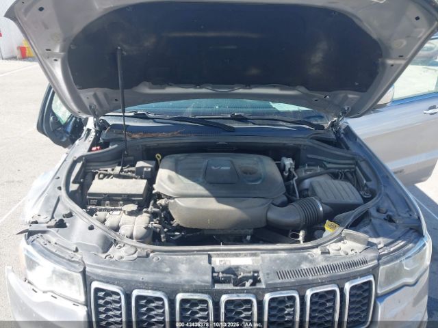 2018 JEEP GRAND CHEROKEE 1C4RJFBG1JC243821 Photo 9