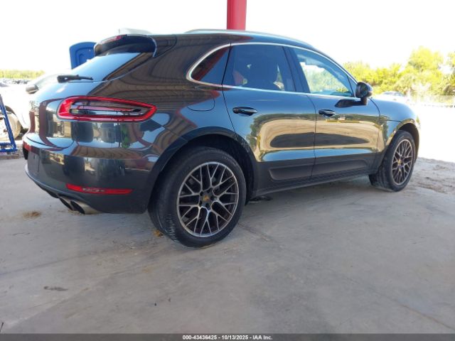2018 PORSCHE MACAN WP1AB2A55JLB30441 Photo 3