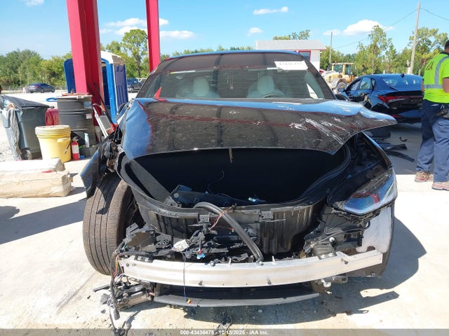 Tesla Model X Plaid 2025 7SAXCBE60SF462340 Image 13