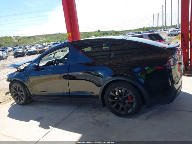 Tesla Model X Plaid 2025 7SAXCBE60SF462340 Image 15