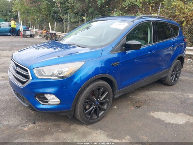 2017 FORD ESCAPE 1FMCU0GDXHUE00982 Photo 1