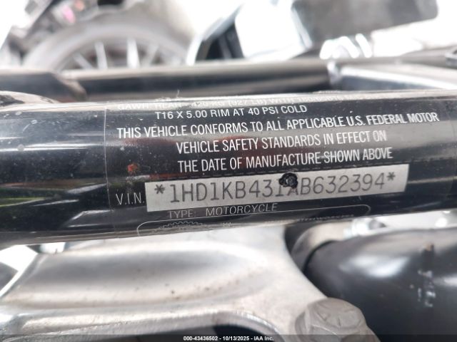 2010 HARLEY-DAVIDSON FLHX 1HD1KB431AB632394 Photo 9